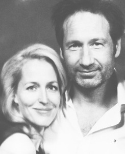 lanaprrilla:  David Duchovny and Gillian Anderson @ SDCC 2013  Anderson: “A lot