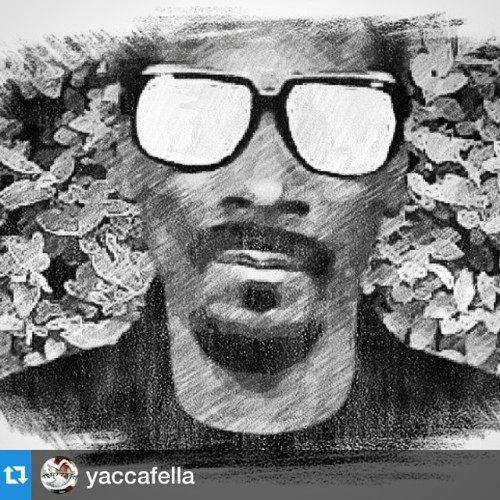 Snoop Dogg: “#Repost @yaccafella ・・・ #FollowTheBush” (instagram.com/p/z6DB8bv9Je