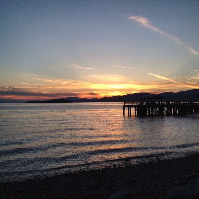 Incredible day with a fantastic ending 🌅 (at Davis Bay)