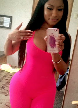 Porn nickiminajweb:  Nicki Minaj x Mirror selfies photos