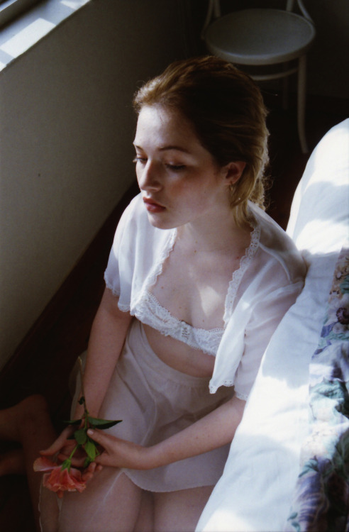 vintage-image: “Intimacy” Model:Julia Campbell-Gillies  ©Roberta Gregorace