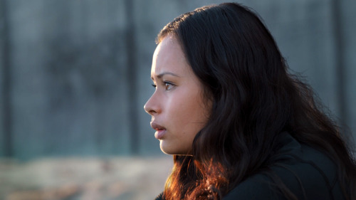 Frankie Adams as Bobbie Draper in The Expanse S2.