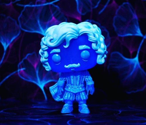 May 23 - #RobsFunkoPhotoADay challenge: Glow in the Dark #harrypotter #nearlyheadlessnick #gitd #gho