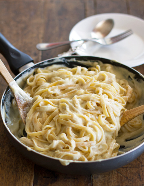 im-horngry:Vegan Fettuccine Alfredo - As Requested! X