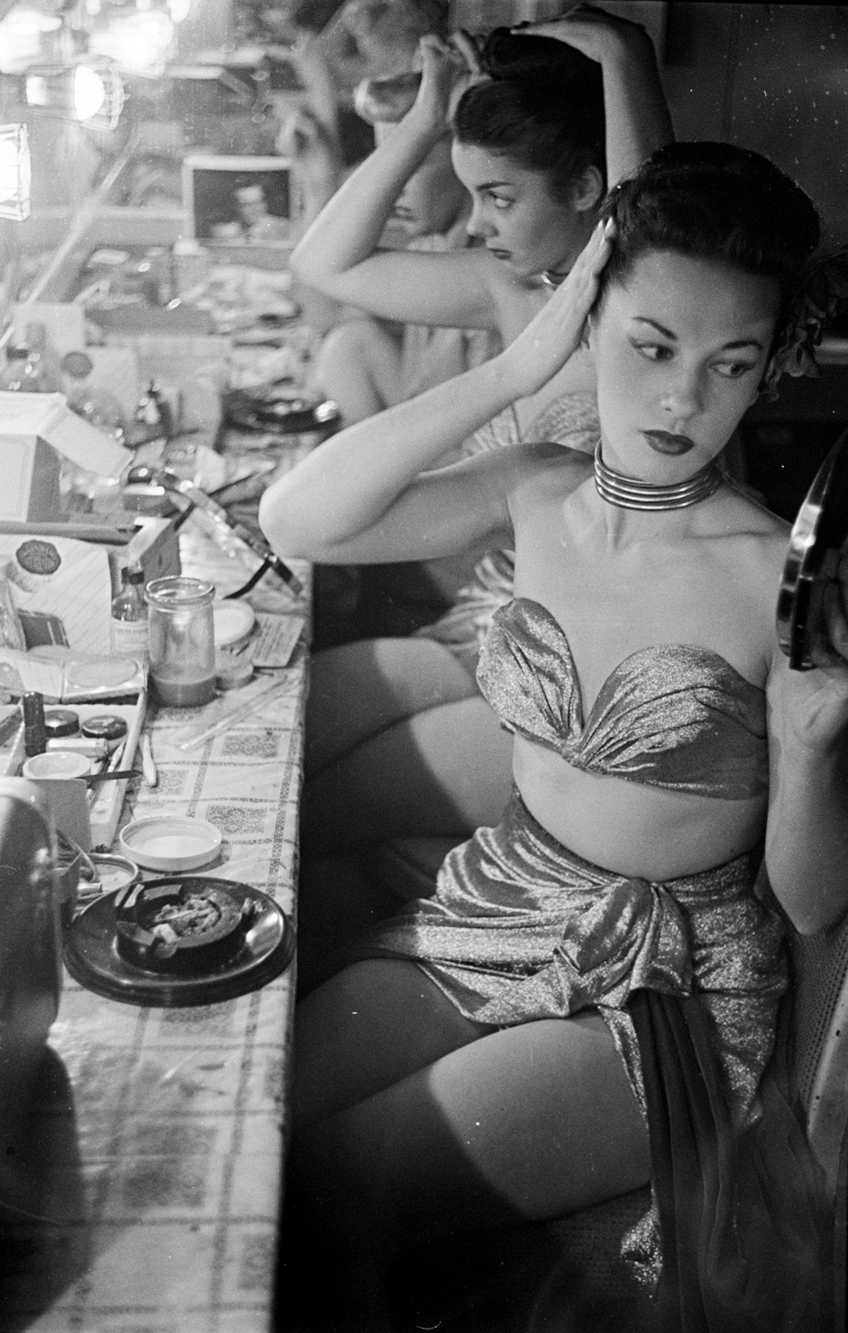  crowcrow: Stanley Kubrick 1940’s photography. 