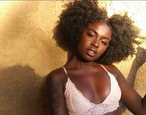 fijitequila:  IG: taleahwest