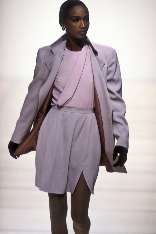 Giorgio Armani - Fall 1991 RTW