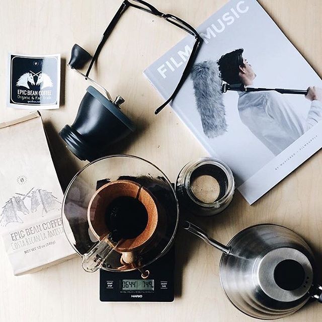 manmakecoffee:  📷: @taylormelody_ | Tag your shot #manmakecoffee to be featured