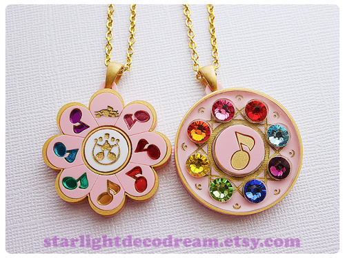 cadney: kyandi: Mahou Kei Collection | Starlight Deco Dream I have the two bottom necklaces; I love 