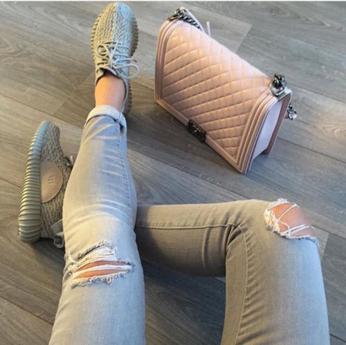 nikepvssy:  nomediocre:  🌼  Ig- Nikepvssy_  💦