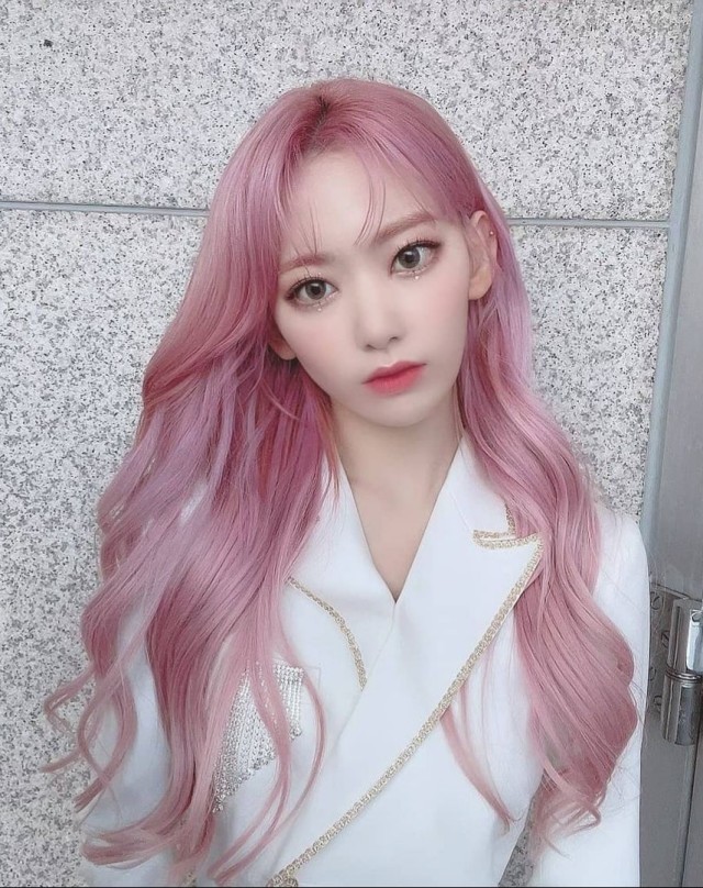 Pinkura is a perfect look, Sakura= Cherry blossoms