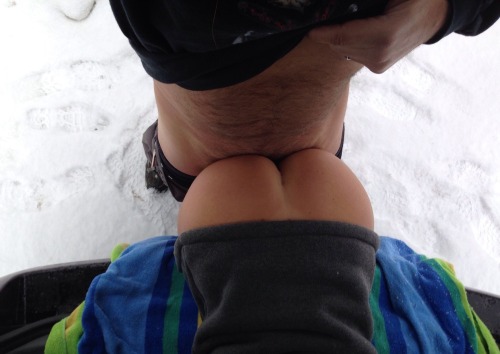 voyeurmeetsexhibitionest: After a long day of skiing.