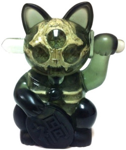 plastickaiju:Best of Plastic Kaiju: Year 1 Name: Infected Misfortune Cat - SmokePlatform: Misfortune CatArtist: Ferg, Scott WilkowskiManufacturer: PlaygeMaterial: Resin