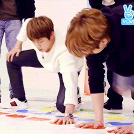 ktaebwi: he raised you on his back, kook