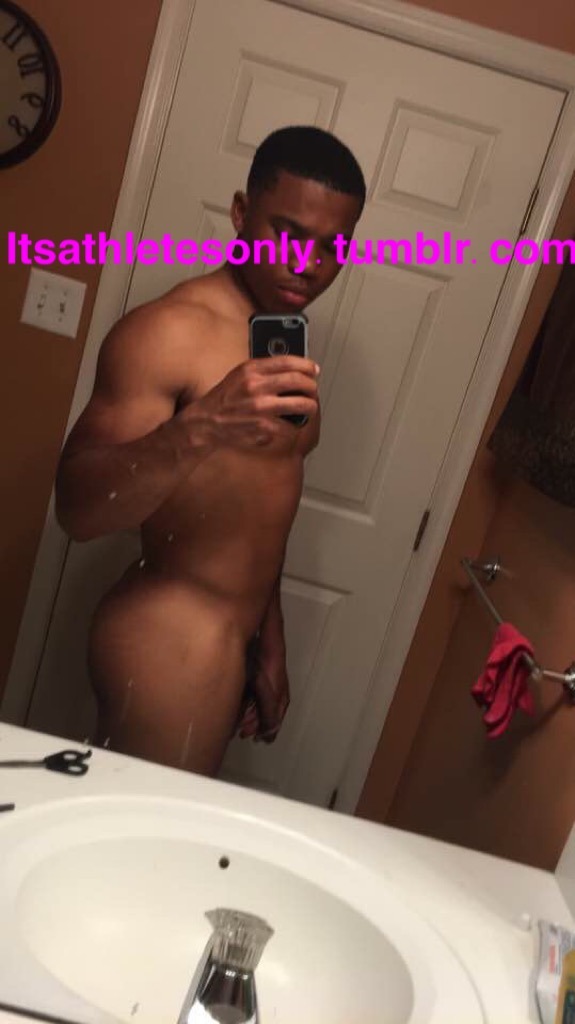 itsathletesonly:  Who has the biggest ass on your football team? Message or ask for