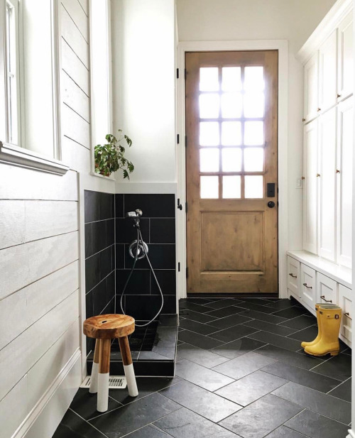 This Doggie station / mudroom/utility room, I&rsquo;ve been eye balling so much, that I literally d