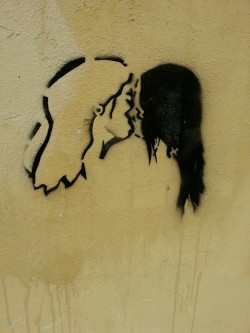 queergraffiti:  found in Parma, Italy 