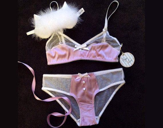 inlovewithburlesquelingerie:  Sugar Lace Lingerie 