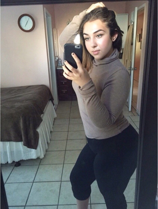 sexythickculo:  Soooo damnnn thick