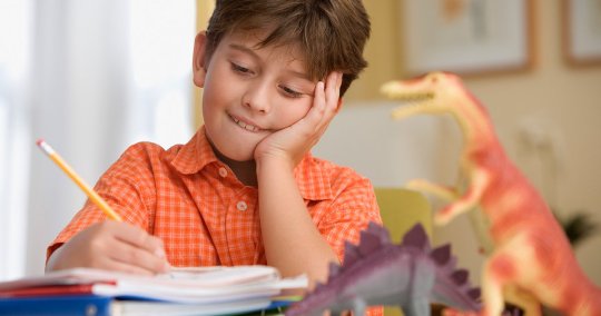 dumbass-bitch-disease:  i-was-today-years-old-when:  i learned that studies show, kids obsessed with dinosaurs may be better learners (x)  Wow I did learn well in the 3rd gradeRYAN O. WHERE ARE YOU