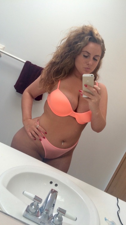 gfsmarshmallowbooty: Some old selfies of marshmallow