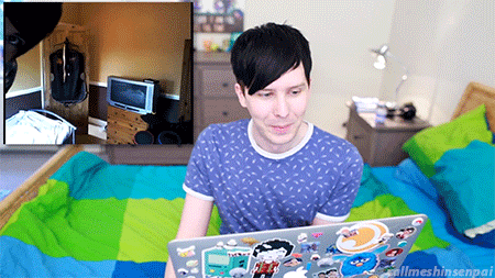 callmeshinsenpai:react to Dan’s 1st video: [x] [x]