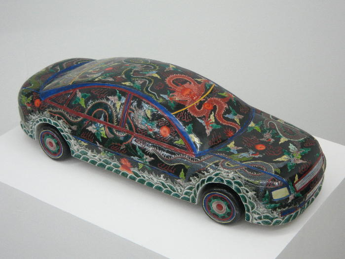 thesweetestspit:  Chinese artist Ma Jun has created a series of fantastic porcelain