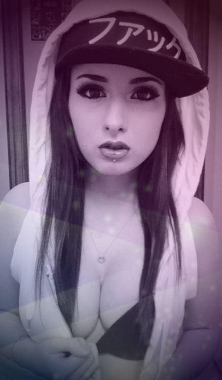 s00tball:  Here’s another thingo.  ~boobs&&me 