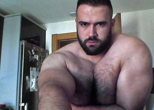 ppecs:  Damir Datko’s huge hairy tits. 