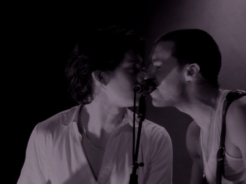 orphiccult:the last shadow puppets @ the catalyst, 2016 // flickr // instagram