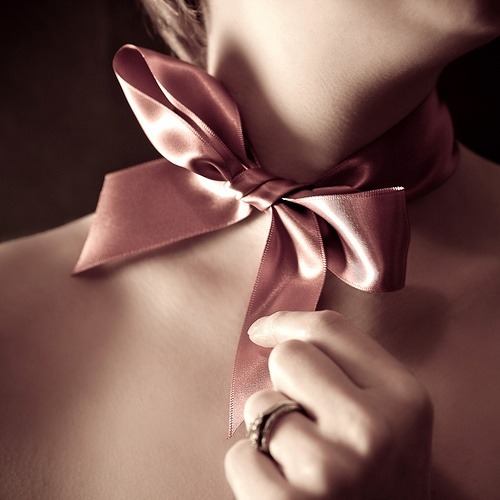I think I have a thing for ribbon what kitten doesn’t? <3