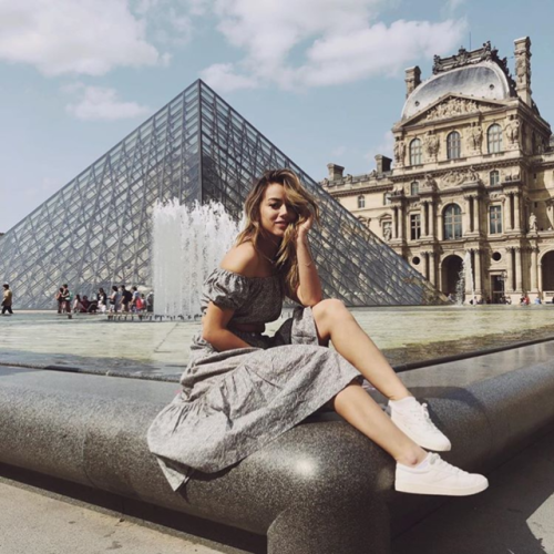 chloebennetsource: @chloebennet: really louvre the louvre, it’s louvrely. (Anddddd that is wha