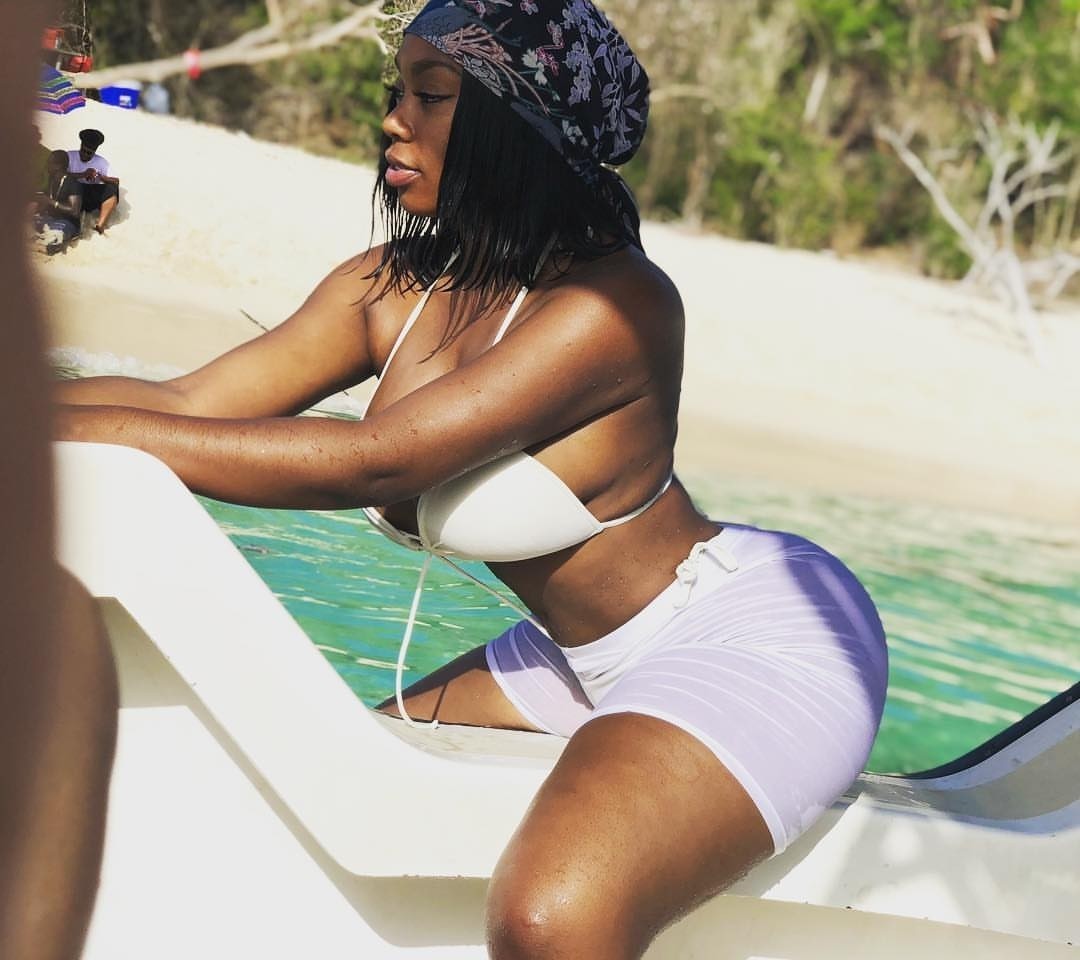 kingjazziedad:  kingjazziedad: DeliciouslySexy. Curvy. BootiDelicious Mami.. DeliciouslySexy. Curvy. BootiDelicious Mami.. Ms Im__Her…. - ♥️💚💙 Ms Im__Her ♥️💚💜 BootiDelicious Ms Iam_Her 💜 ❤️ 8