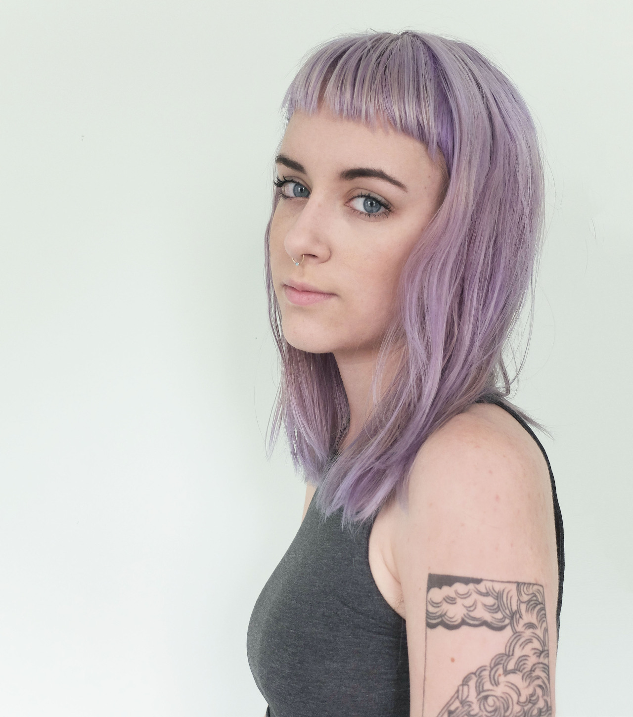 lindsaybottos:  lol decided to go w this pic. h8 headshots but w/e