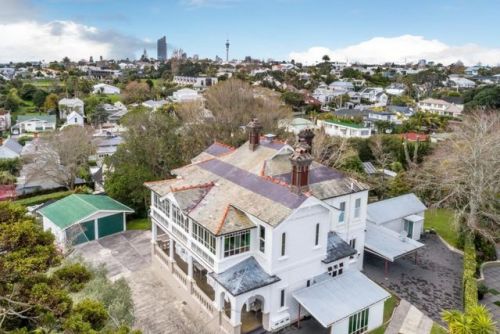 househunting:price upon request/6 br/418 sq mHerne Bay, NZ
