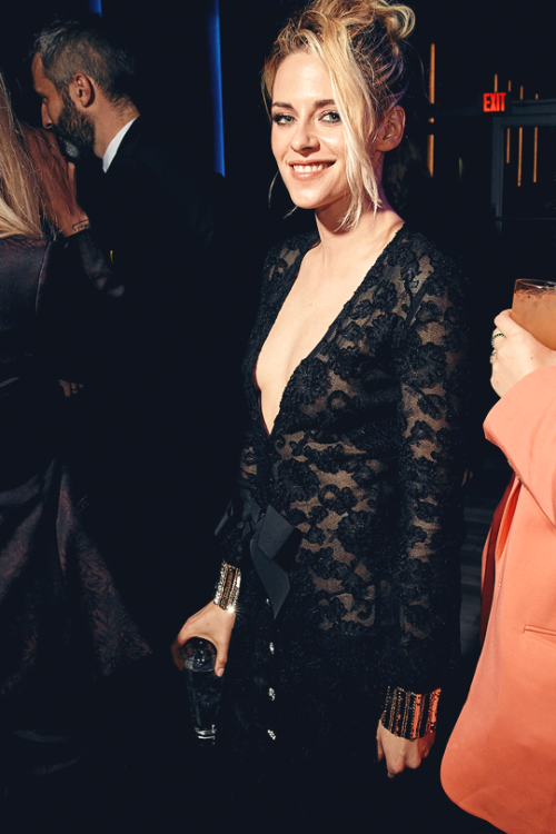  KRISTEN STEWART2022 Vanity Fair Oscar Party — March 27, 2022 