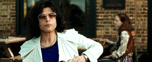 bruce-wayne:He came in and i was like woah, this is Freddie. And he wasn’t just acting. It was somet