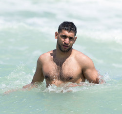 desigaymasti:  Pakistani Boxer Amir Khan