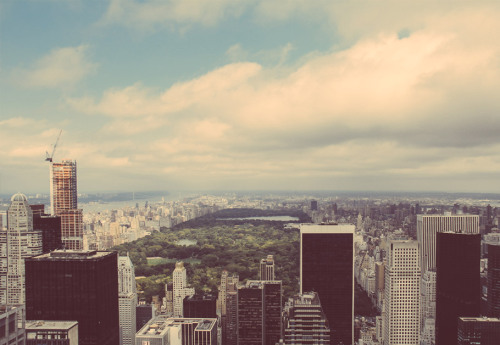 cjwho:  New York by Leigh Whipday  Photographs from New York, edited using VSCO Film.  CJWHO:  facebook  |  twitter  |  pinterest  |  subscribe