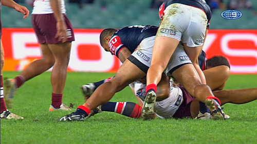 roscoe66:  White footy shorts have all sorts of spin off benefits