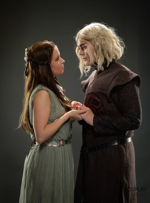 Long anticipated cosplay of my favourite pair <3 Rhaegar Targaryen by Escapecosplay Photo by Cosp