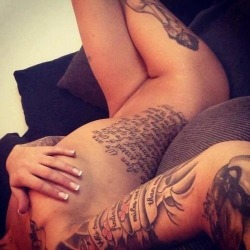 Sexy Tattoo Girls