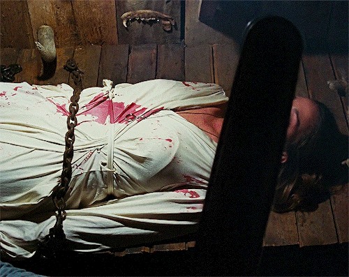 hours-of-minutes: junkfoodcinemas: THE EVIL DEAD (1981) dir. Sam Raimi Those 2 gifs of his face are
