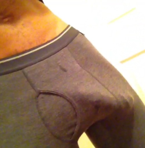 naturally-thick:  daydaysfan:  Go follow him on Vine @GINGERBREADMAN  Naturally-thick.tumblr.com  Come here sexy