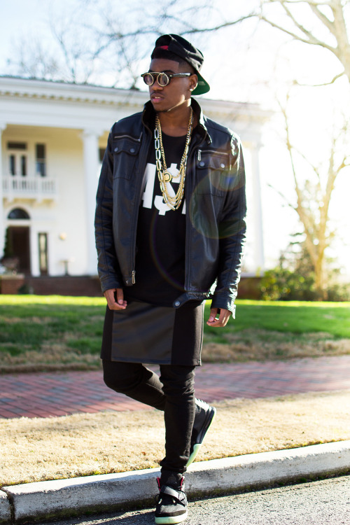 blvckpvssy:  void-and-versace:         ╣Check Out My Blog╠ http://void-and-versace.tumblr.com/  For fashion follow Blvckpvssy.