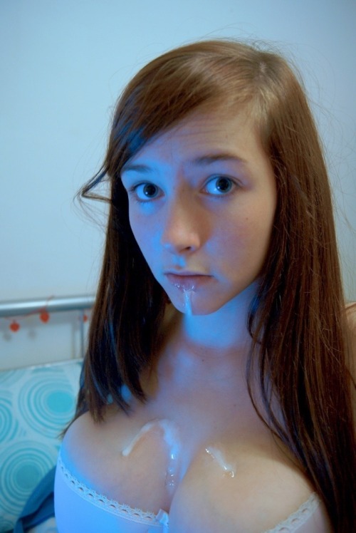 homemade-pictures:  Do you guys like my new picture? Wanna chat? Click Here
