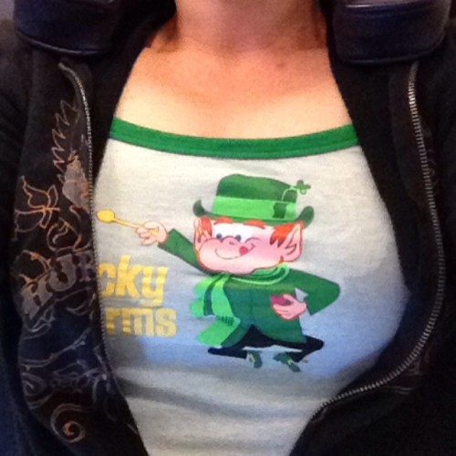 St. Paddys day top for the day time. #green #dontpinchme #stpatricksday #luckycharms