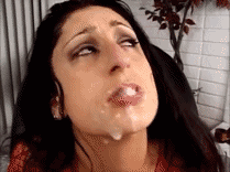 bullnuts11:  Take Notes: this is how a cumslut wants her face fucked