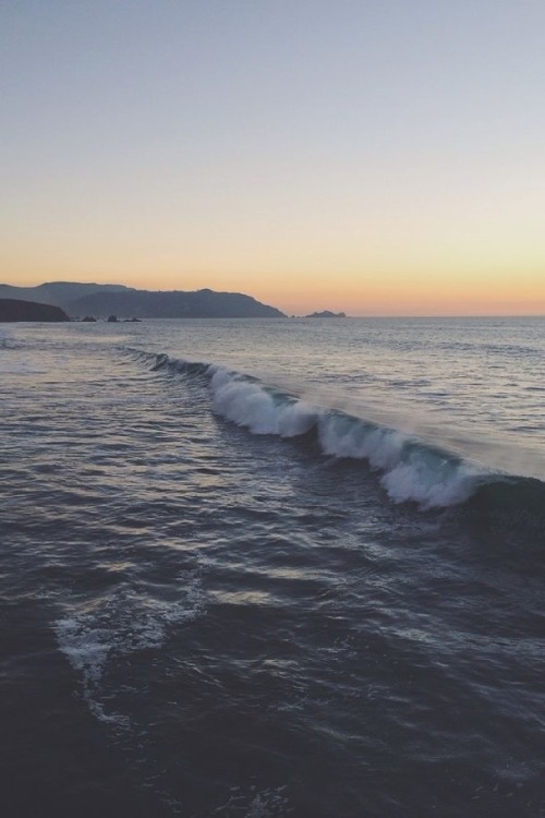 gratificado:  wolverxne:  Pacifica, California | by: { daylachris }  ~