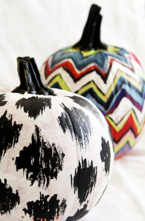 It&rsquo;s not too late! DIY Pretty Pumpkins [link]